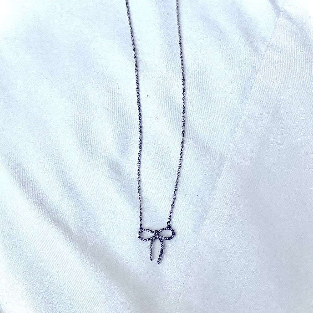 lovely bow diamond and sterling necklace - Picture 3 of 5